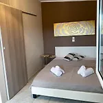 Itamos Studio-3 Дом отдыха *