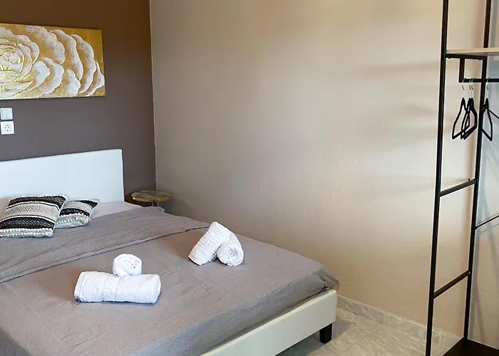 Itamos Studio-3 Ferienhaus *